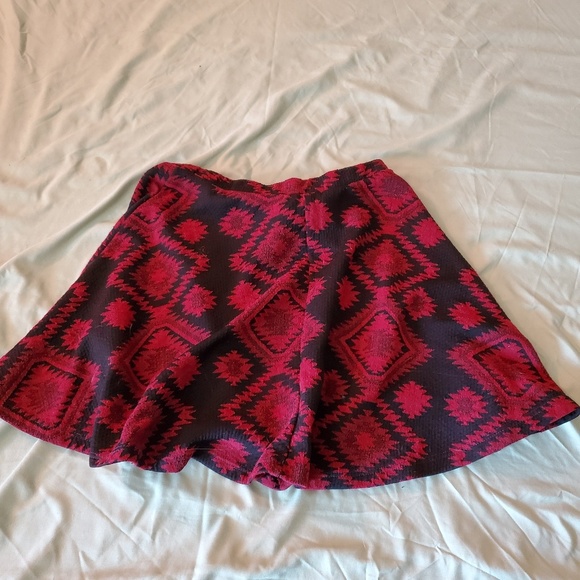 LunaChix red and black print skirt - Picture 3 of 3